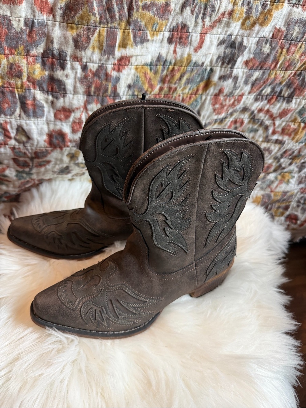 Roper Brown Suede Western Heeled Boots